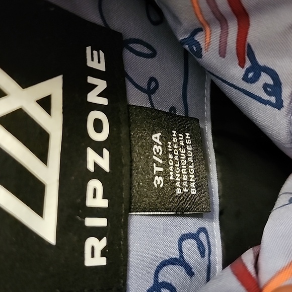 KIDS WINTER JACKET - Picture 3 of 6